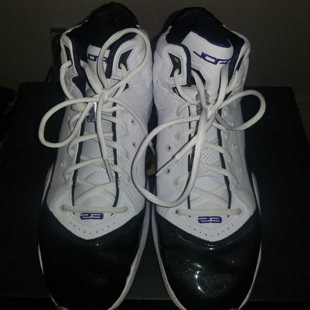 Nike Jordan B'Loyal